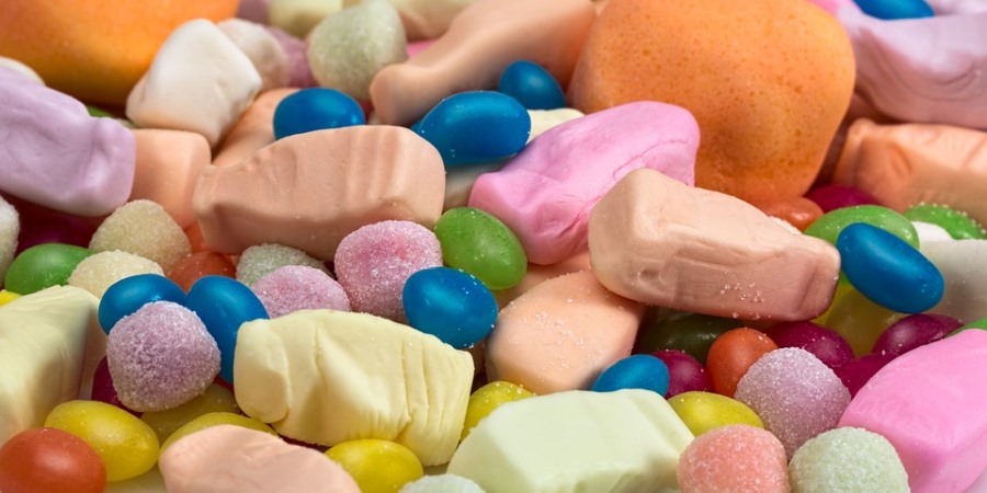 Three confectioners have online adverts banned