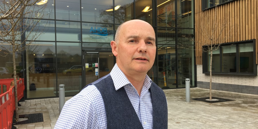 Nic Parsons to move from Tesco to join AHDB Dairy
