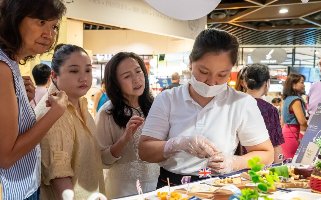 AHDB showcases UK cheese exports in Singapore roadshow