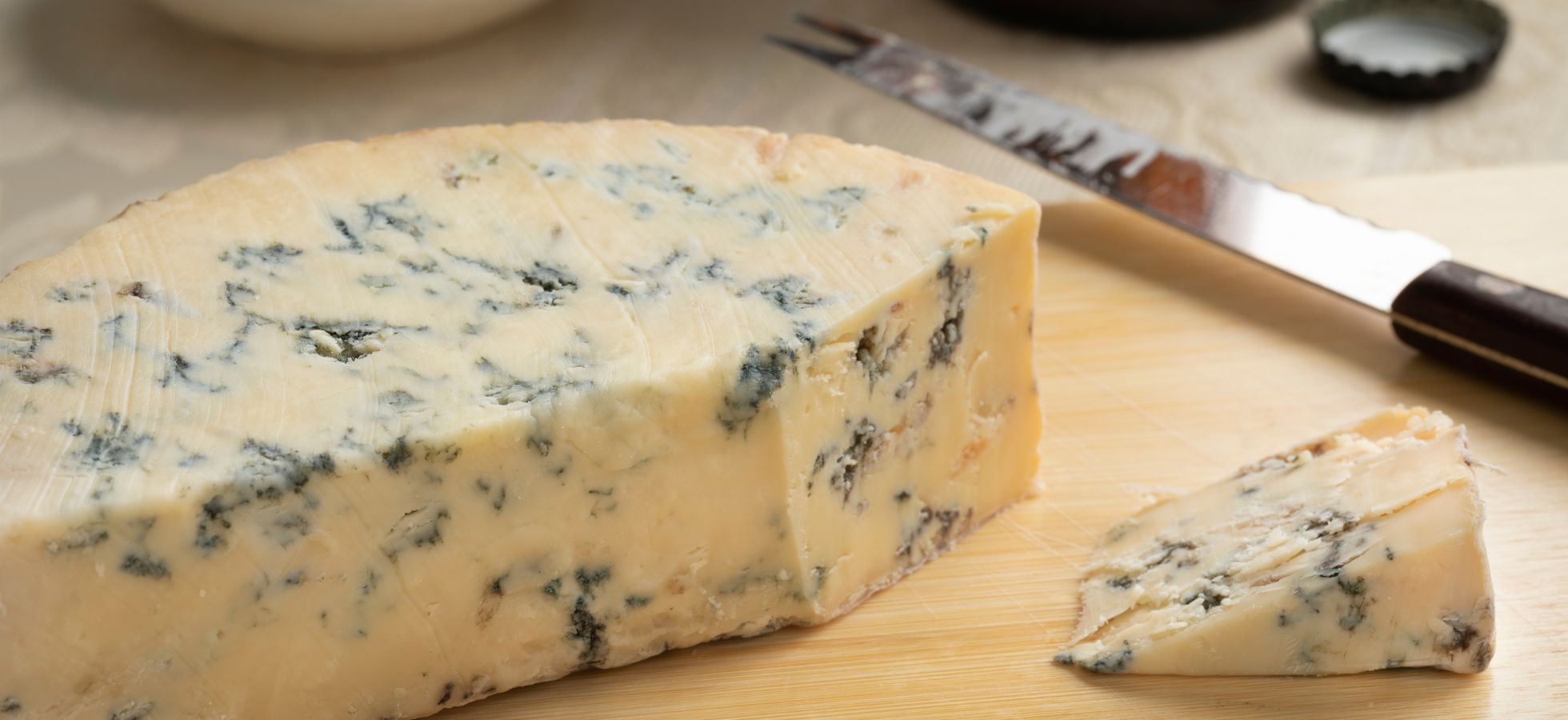 Stilton cheese ingimage FMT crop