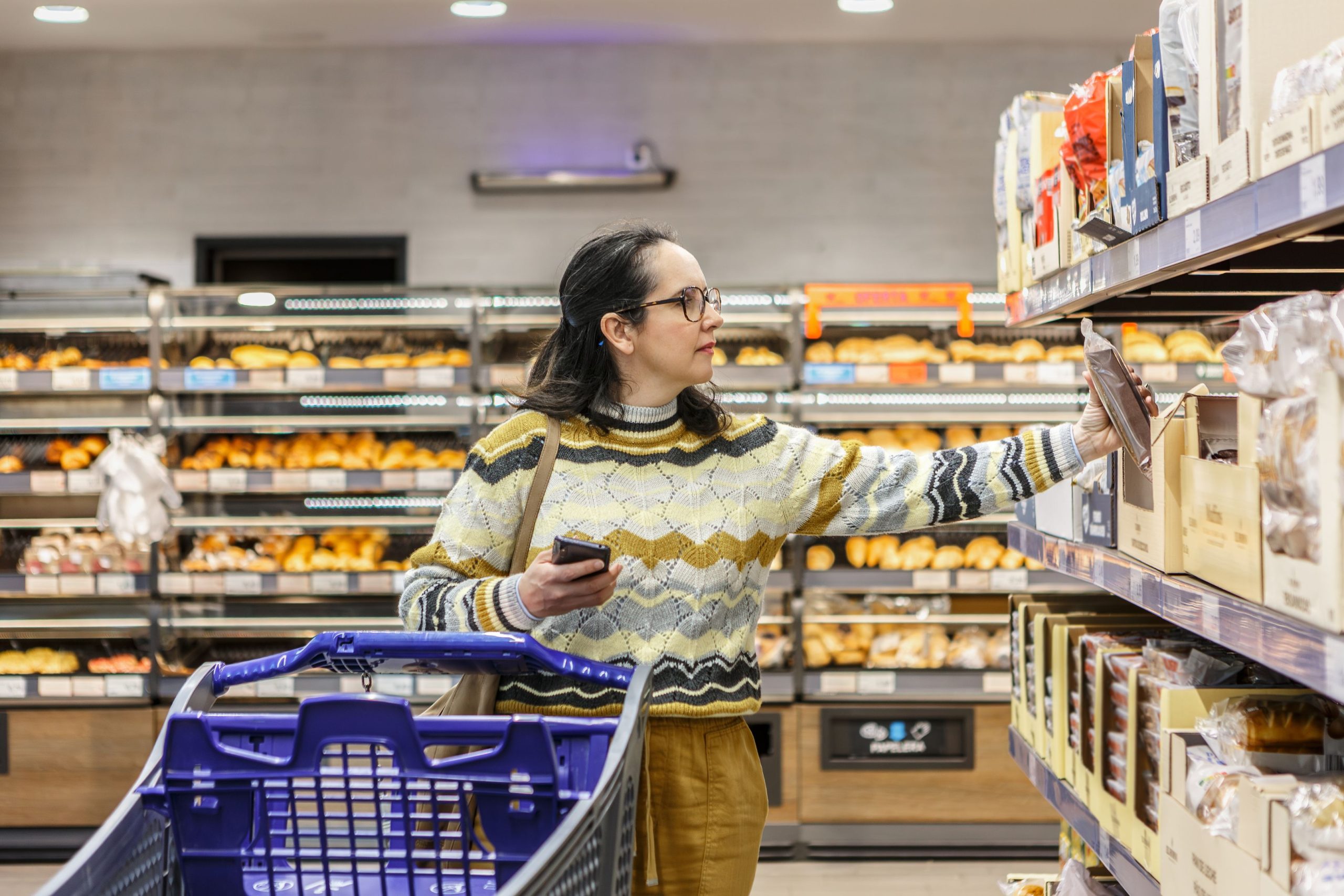 Shopper supermarket
